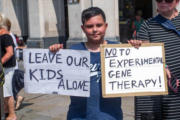 19 07 2021. London, United Kingdom. Anti Vax Protest. Parliament Square.  Copyright: xMartynxWheatleyx xParsonsxMediax PAR-7430-0007