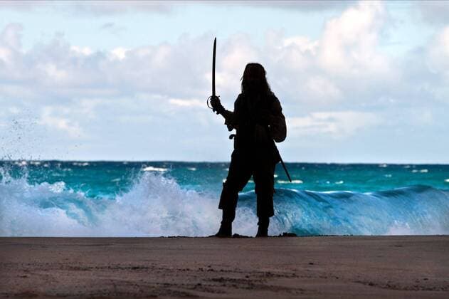Johnny Depp Characters: Jack Sparrow Film: Pirates Of The Caribbean: On Stranger Tides; Pirates Of The Caribbean: On Stranger Tides (USA 2011) Director: Rob Marshall 07 May 2011  Copyright: MaryxEvansxAFxArchivexDisney 13054944 EDITORIAL USE ONLY