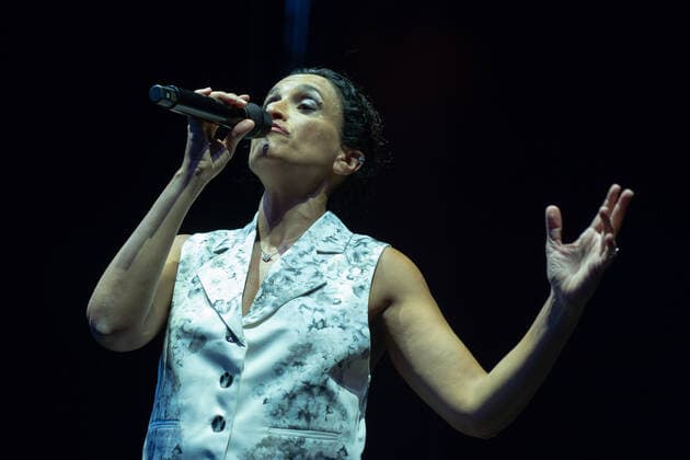 July 22, 2021, Madrid, Spain: Israeli singer, NOA (Achinoam Nini) performing at the Plaza de la Armeria of the Royal Palace of Madrid, during the festival organized by National Heritage, Jazz Palacio Realâ Madrid Spain - ZUMAs197 20210722_zaa_s197_199 Copyright: xAtilanoxGarciax