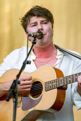 Faber live beim Picknick Konzert auf der Zoopark Festwiese. Erfurt, 22.07.2021