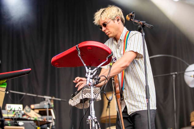 Matthias Rohde von Von Wegen Lisbeth live beim Picknick Konzert auf der Zoopark Festwiese. Erfurt, 23.07.2021