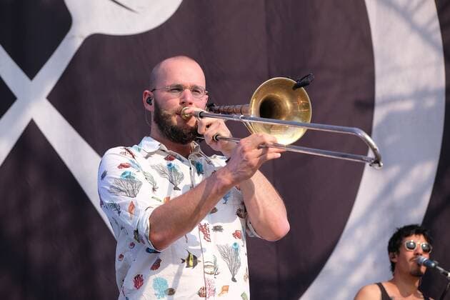 23.07.2021 Kulturzelt Kassel, Hessenkampfbahn Kassel Hessen Konzert CHEF SPECIAL Holländer Indie-Pop Band aus Haarlem, Niederlande Mitglieder Sänger Joshua Nolet, Gitarrist Guido Joseph, Bassist Jan Derks, Keyboarder Wouter Heeren und Schlagzeuger Wouter Jerry Prudon