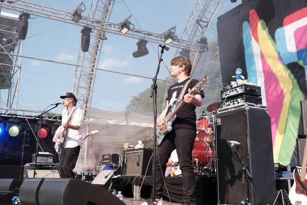 22.07.2021 Kulturzelt Kassel, Hessenkampfbahn Kassel Hessen Konzert TOCOTRONIC - LET THERE BE TOCOTRONIC Mitglieder Gesang Dirk von Lowtzow Gitarre, Keyboard Rick McPhail Schlagzeug, Keyboard, Gesang Arne Zank Bass Jan Müller