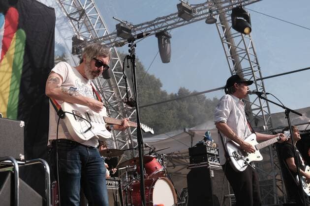 22.07.2021 Kulturzelt Kassel, Hessenkampfbahn Kassel Hessen Konzert TOCOTRONIC - LET THERE BE TOCOTRONIC Mitglieder Gesang Dirk von Lowtzow Gitarre, Keyboard Rick McPhail Schlagzeug, Keyboard, Gesang Arne Zank Bass Jan Müller