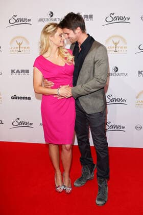 Jupiter Award in Berlin Thore Schoelermann mit Freundin Jana Julie Kilka bei der Verleihung des Jupiter Award 2013 in Berlin 110413 Berlin Deutschland Copyright: xJamesxColdreyx