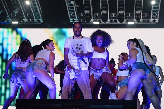 ASAP Rocky Konzert in Miami MIAMI GARDENS, FL - JULY 23: A$AP Rocky performs during Rolling Loud at Hard Rock Stadium on July 23, 2021 in Miami Gardens, Florida. Copyright: xmpi04x xMediaPunchx