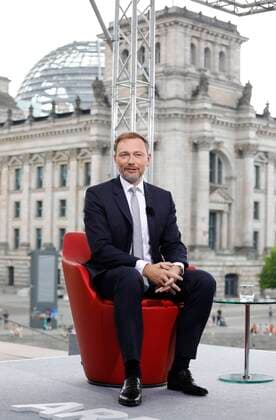 Deutschland, Berlin, ARD-Sommerinterview mit Christian Lindner, Bundesvorsitzender der FDP *** Germany, Berlin, ARD Summer Interview with Christian Lindner, Federal Chairman of the FDP