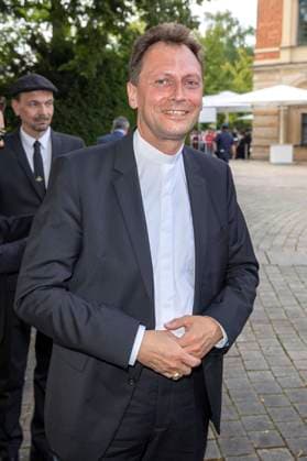 Herwig Gössl bei der Eröffnung der Richard-Wagner-Festspiele 2021 mit der Premiere von Richard Wagners Der fliegende Holländer im Bayreuther Festspielhaus. Bayreuth, 25.07.2021 *** Herwig Gössl at the opening of the Richard Wagner Festival 2021 with the premiere of Richard Wagners Der fliegende Holländer at the Bayreuth Festspielhaus Bayreuth, 25 07 2021 Foto:xR.xSchmiegeltx xFuturexImage