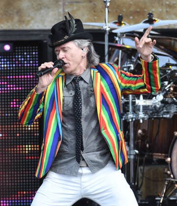 Readington, NJ, - JULY 25: Lawerence Gowan of Styx preforms in concert at the The 38th annual New Jersey Lottery Festival of Ballooning on JULY 25, 2021 in Readington, NJ . Copyright: xJohnxPalmerx