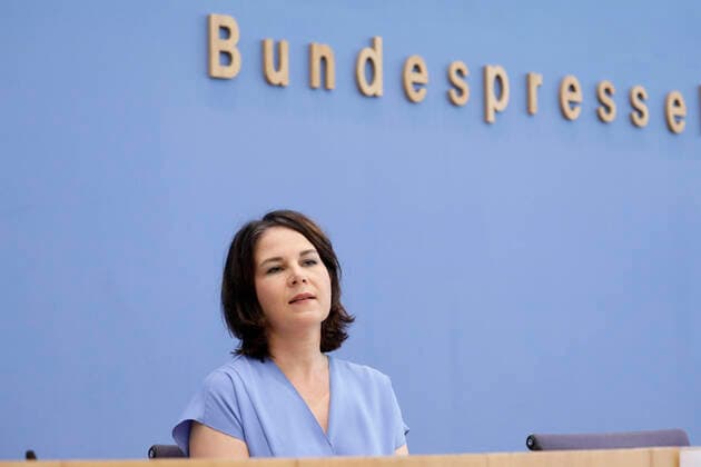 Annalena Baerbock, Bundesvorsitzende Buendnis 90 Die Gruenen, PK zu - Erste Lehren aus der Hochwasserkatastrophe - Bevoelkerungsschutz und Katastrophenhilfe zukunftsfaehig und krisenfest gestalten, DEU, Berlin, 26.07.2021