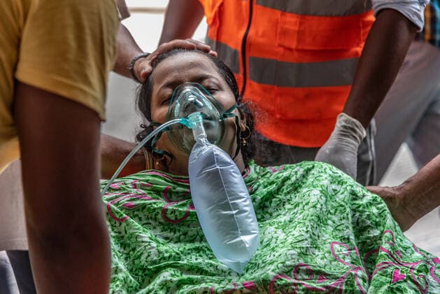 Bangladesh: 14,925 new cases of covid-19 and 258 new deaths The rate of corona infection in the country is increasing day by day. There have been 14,925 new cases and 258 new deaths in covid-19, death rate increase. The reason is the unconsciousness of people. Bangladesh Copyright: RakibulxAlamxKhan