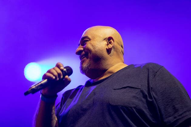 Gianni Navarra - Knossi, Die Atzen & Friends beim Live Auftritt im BonnLive Kulturgarten Bonn, 27.07.2021 - BonnLive ist eine Kooperation zwischen der fünfdrei Eventagentur und Rheinevents Bonn Am Römerbad NRW Deutschland