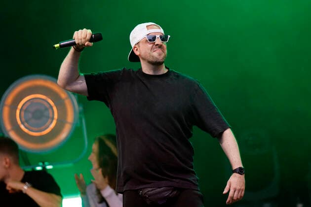 Frauenarzt von Die Atzen beim Konzert Knossi, Die Atzen & Friends im Rahmen des BonnLive Kulturgarten. Bonn, 27.07.2021