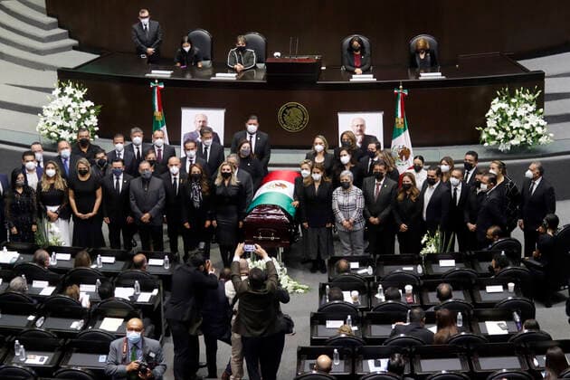 Mourning Tribute to Rene Juarez Cisneros MEXICO CITY, MEXICO - JULY 27: Mexico s deputies, participate during the mourning tribute to the present body of the leader of the Institutional Revolutionary Party of Mexico (PRI), Rene Juarez Cisneros, at Chamber of Deputies of Mexico, The coffin with the remains of the politician Juarez Cisneros were placed on the rostrum to pay homage to him. on July 27, 2021 in Mexico City, Mexico. Copyright: xLuisxBarronx EYEPIXGROUP_LB_27072021_10977