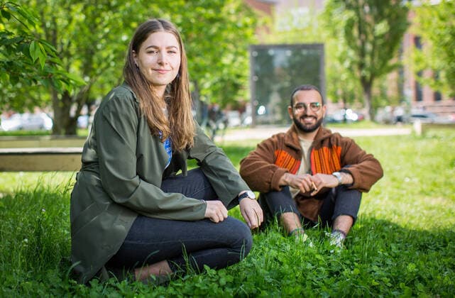 Kandidaten-Vorstellung Partei Die Grünen für den Bundestag. Merle Spellerberg und Kassem Taher Saleh.