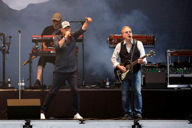 Gero Drnek, Kai Wingenfelder und Martin Huch von Fury in the Slaughterhouse live beim Strandkorb Open Air im Sparkassenpark Mönchengladbach. Mönchengladbach, 30.07.2021