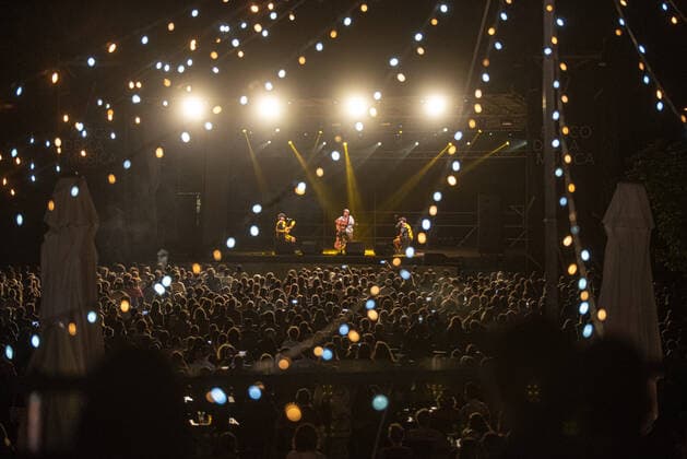 Manu Chao Performs In Padua Manu Chao performs in Padua, Italy, on August 2, 2021 during his tour El Chapulin Solo at the Parco della Musica Padua Italia Italy silvino-manuchao210803_npLhq  Copyright: xRobertoxSilvinox