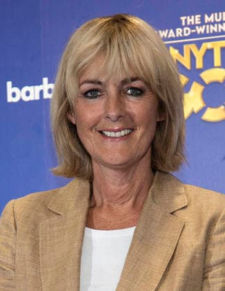 August 4, 2021, London, United Kingdom: Jane Moore attends the Anything Goes Red Carpet Press Night at The Barbican Centre in London. London United Kingdom - ZUMAs197 20210804_zaa_s197_141 Copyright: xLoredanaxSangiulianox