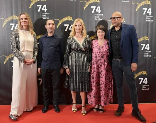 Locarno, Switzerland Locarno Film Festival 2021 International competition jury Philipe Lacote, Leonor Silveira Eliza Hittman, Kevin Jerome Everson, Isabella Ferrari In the photo: Philipe Lacote, Leonor Silveira Eliza Hittman, Kevin Jerome Everson, Isabella Ferrari  Copyright: xNickxZonnax xIPAx xNickxZonnax