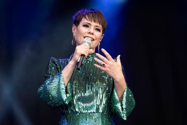 Francine Jordi live beim Summer in the City Event auf dem Vorplatz der PostFinance-Arena. Bern, 06.08.2021
