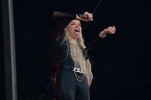 Rheinland Pfalz Ole auf dem TRIWO Flugplatz. 06.08.2021 - Partykönigin Mia Julia auf dem Rheinland Pfalz OlÃ - Strandkorb Open Air Konzert in Zweibrücken. Zweibrücken TRIWO Flugplatz Rheinland-Pfalz
