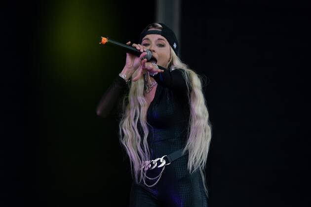 Rheinland Pfalz Ole auf dem TRIWO Flugplatz. 06.08.2021 - Partykönigin Mia Julia auf dem Rheinland Pfalz OlÃ - Strandkorb Open Air Konzert in Zweibrücken. Zweibrücken TRIWO Flugplatz Rheinland-Pfalz