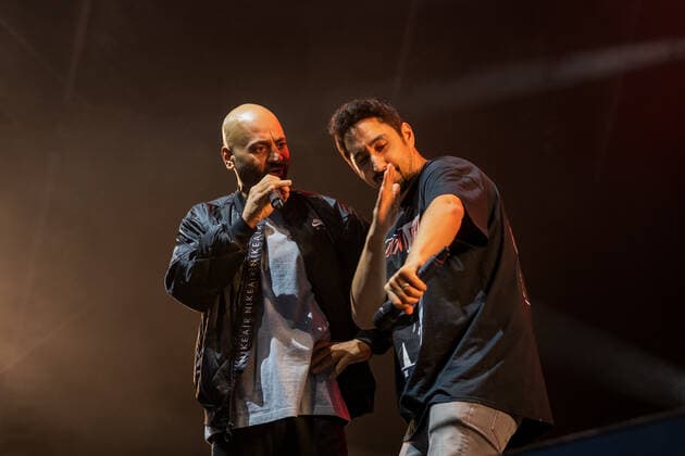 Der Rapper G-Style beim Live Auftritt von Eko Fresh und Gäste beim BonnLive Kulturgarten Benefizkonzert für Betroffene der Flutkatastrophe in Rheinland-Pfalz und NRW vom 14.07.2021 am Römerbad in Bonn, 06.08.2021 - BonnLive ist eine Kooperation zwischen der fünfdrei Eventagentur und Rheinevents Bonn Am Römerbad NRW Deutschland