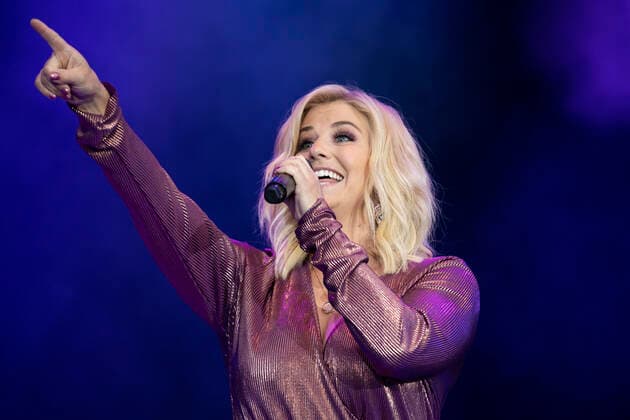 Beatrice Egli live beim Summer in the City Event auf dem Vorplatz der PostFinance-Arena. Bern, 07.08.2021