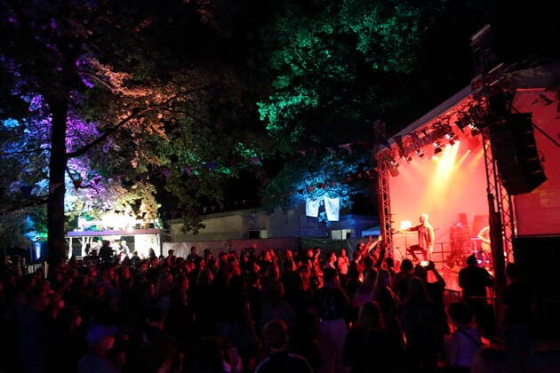 Smile and Burn beim Bergfunk Open Air auf dem Funkerberg in Königs Wusterhausen, 7. August 2021. Bergfunk Open Air