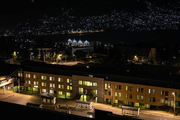 (210809) -- KIGALI, Aug. 9, 2021 -- Photo taken on Aug. 8, 2021 shows empty streets during curfew hours in downtown Kigali, Rwanda. A night curfew has been imposed in Rwanda as a measure to contain the spread of COVID-19. ) RWANDA-KIGALI-COVID-19-CURFEW LyuxTianran 