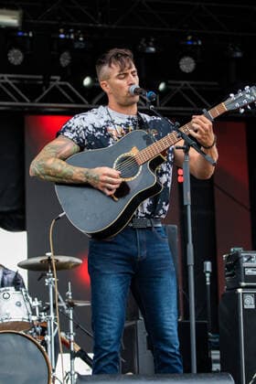 Kane Incognito Konzert in Edmonton August 8, 2021, Edmonton, Alberta, Canada: Kane Icognito performs live on stage during the Together Again Festival at Northlands Exhibition Grounds in Edmonton..Together Again YEG Festival is a series of concerts during the month of August and September in Edmonton. Edmonton Canada - ZUMAs197 20210808_zaa_s197_245 Copyright: xRonxPalmerx