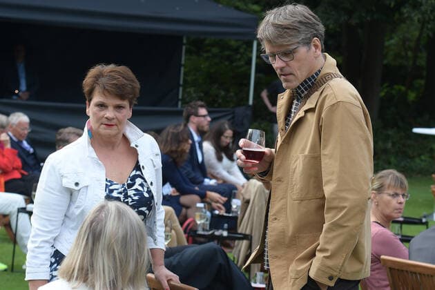 3. Jazzkonzert mit Thomas Quasthoff Gayle Tufts, Ehemann Lutz Gajewski Frank-Walter Steinmeier, SPD, Bundespräsident Ansprache bei einem Jazzkonzert mit Thomas Quasthoff & Friends im SchlossGarten Bellevue in Berlin am 10.08.2021