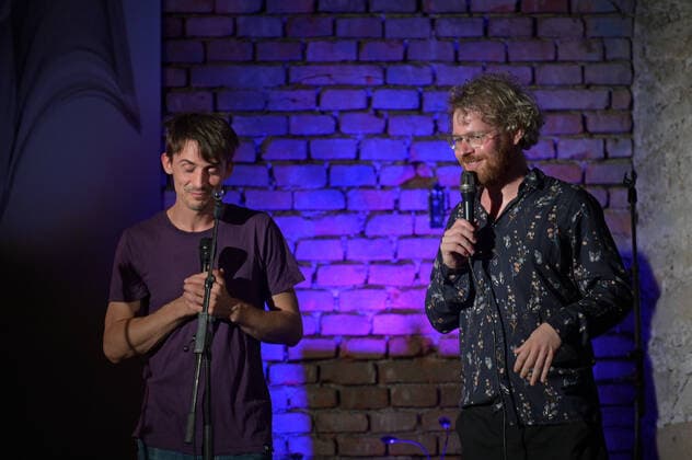 Konzert der Gesangskapelle Hermann in dr Hipphalle in Gmunden, im Rahmen der Salzkammergut Festwochen Gmunden, am 11.08.21. Das Bild zeigt eine Szene aus dem Konzert. Joachim Rigler, Bernhard, Höchtel 2021 - Konzert der Gesangskapelle Hermann in dr Hipphalle in Gmunden, im Rahmen der Salzkammergut Festwochen Gmunden, am 11.08.21
