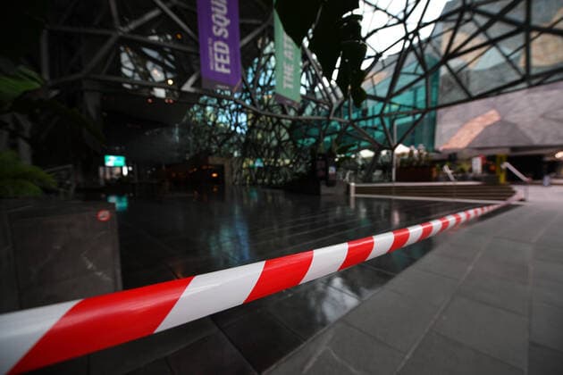 VICTORIA CORONAVIRUS COVID19, A piece of tape blocking an entrance to Federation Square is seen in Melbourne, Thursday, August 12, 2021. Melbourne s lockdown will be extended by a week after Victoria recorded 20 new locally acquired coronavirus cases, five of which are under investigation. ( NO ARCHIVING, EDITORIAL USE ONLY, NO USE IN BOOKS WITHOUT CONSENT MELBOURNE VIC AUSTRALIA  Copyright: xJAMESxROSSx 20210812001566374392