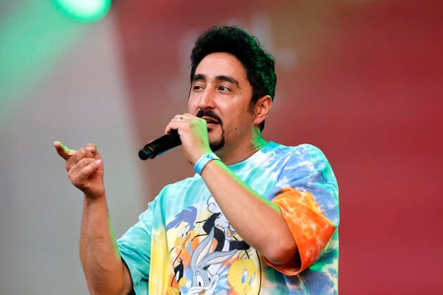 Eko Fresh beim Benefizkonzert für die Opfer der Flutkatastrophe an der Südbrücke. Köln, 11.08.2021