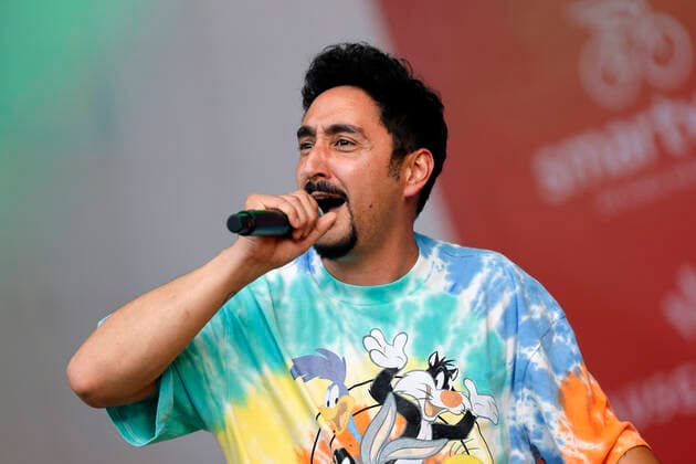 Eko Fresh beim Benefizkonzert für die Opfer der Flutkatastrophe an der Südbrücke. Köln, 11.08.2021