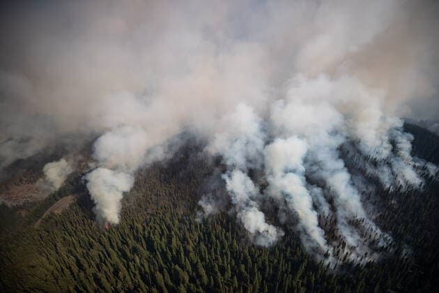 August 12, 2021, VERNON, BC, Canada: The White Rock Lake wildfire burns west of Vernon, B.C., on Thursday, August 12, 2021. VERNON Canada  - ZUMAc35_ 20210812_zaf_c35_209 Copyright: xDarrylxDyckx