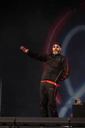 Hamburg der 12.08.2021 - SIDO live 2021 beim Cruise Inn Open Air Vor Deiner Tür in Hamburg Steinwerder. SIDO live 2021 beim Cruise Inn Open Air Vor Deiner Tür in Hamburg Steinwerder, Hamburg Hamburg Deutschland Hamburg