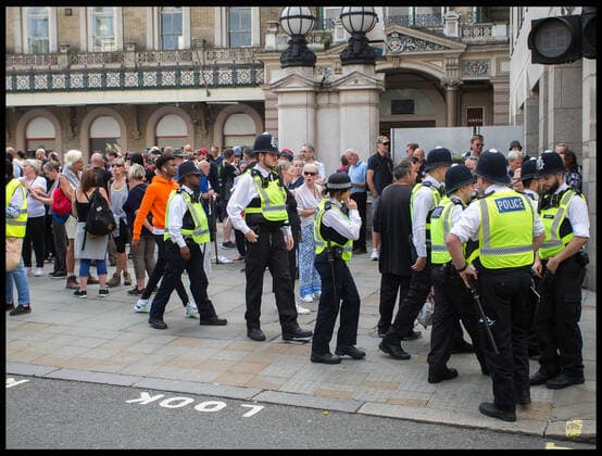 . 14 08 2021. London, United Kingdom. Anti Vaccine March. Anti vaccine protesters march through London shouting no vaccine passports.  xMartynxWheatleyx xi-Imagesx IIM-22493-0011