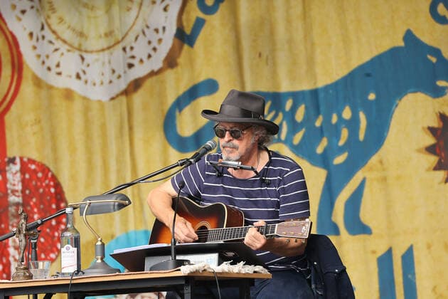 Neuwied Wolfgang Niedecken liest und singt Bob Dylan vor dem Engerser Schloss. Copyright: xJoergxNiebergall Eibner-Pressefox EP_JNL