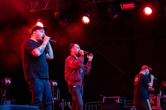 Rapper Danger Dan - Die Hip Hop Band Antilopen Gang mit der Insolvenzverschleppung Tour auf dem Kunst!Rasen Bonn, 15.08.2021 veranstaltet von der E.L.Hartz Promotion GmbH Bonn Gronau NRW Deutschland