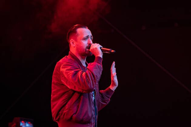 Rapper Danger Dan - Die Hip Hop Band Antilopen Gang mit der Insolvenzverschleppung Tour auf dem Kunst!Rasen Bonn, 15.08.2021 veranstaltet von der E.L.Hartz Promotion GmbH Bonn Gronau NRW Deutschland