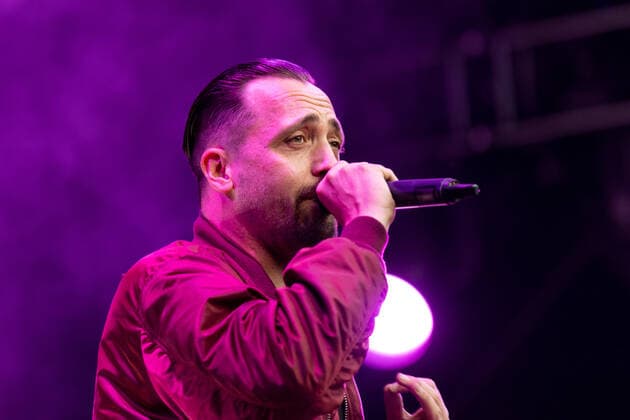 Rapper Danger Dan - Die Hip Hop Band Antilopen Gang mit der Insolvenzverschleppung Tour auf dem Kunst!Rasen Bonn, 15.08.2021 veranstaltet von der E.L.Hartz Promotion GmbH Bonn Gronau NRW Deutschland