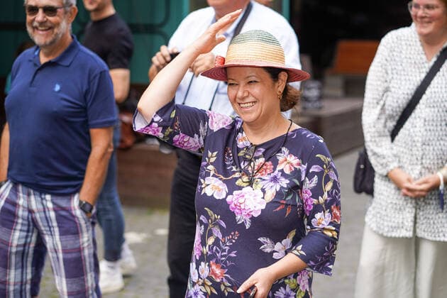16.08.2021,Berlin,Deutschland,GER,Kiezspaziergang durch das Molkenmarkt-Quartier mit Ülker Radziwill (SPD) (MdA, stellv. Vorsitzende des Fachausschuss Soziale Stadt) *** 16 08 2021,Berlin,Germany,GER,Kiezspaziergang durch das Molkenmarkt Quartier mit Ülker Radziwill SPD MdA, stellv Vorsitzende des Fachausschuss Soziale Stadt