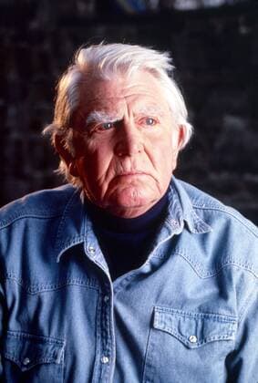 GRAMPS, Andy Griffith, 1995. ph: Michael Tackett ? NBC Courtesy Everett Collection Ref:TSDGRAM NB002 PUBLICATIONXNOTxINxCANxCHNxFRAxITAxJPNxNORxPOLxRUSxESPxUKxUSA Copyright: xx TSDGRAM NB002