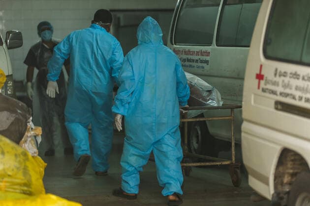 Coronavirus in Sri Lanka, Bestatter in Colombo August 18, 2021, colombo, Sri Lanka: In This picture show, bodys of died coronavirus victim at police mortuary in Colombo, Sri Lanka on August 18, 2021. colombo Sri Lanka. - ZUMAd152 20210818_znp_d152_007 Copyright: xPradeepxDambaragex