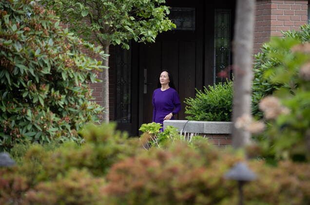August 18, 2021, Vancouver, BC, Canada: Meng Wanzhou, chief financial officer of Huawei, leaves home to attend what is expected to be the final day of her extradition hearing at B.C. Supreme Court, in Vancouver, on Wednesday, August 18, 2021. Vancouver Canada - ZUMAc35_ 20210818_zaf_c35_041 Copyright: xDarrylxDyckx