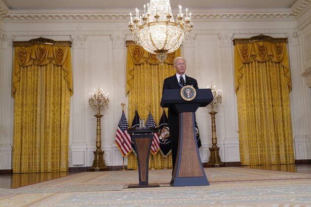 August 18, 2021, Washington, District of Columbia, USA: United States President Joe Biden delivers remarks on the COVID-19 response and the vaccination program in the East Room of the White House in Washington, DC on Wednesday, August 18, 2021. Earlier today, the Biden Administration announced that beginning the week of September 20, US agencies are preparing to offer booster shots to all eligible Americans who received the Pfizer or Moderna vaccines. Credit: CNP Washington USA - ZUMAs152 20210818_zaa_s152_015 Copyright: xChrisxKleponisx
