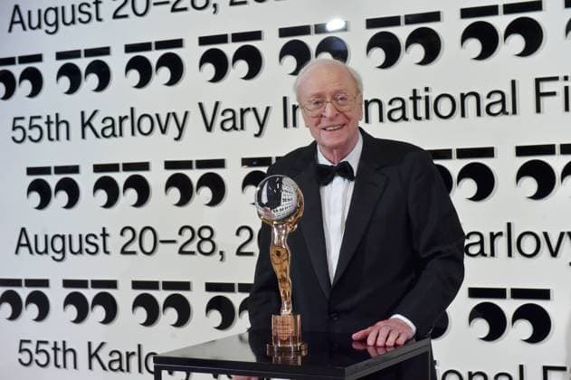 Karlovy Vary International Film Festival - Michael Caine erhält Auszeichnung für sein Lebenswerk Oscar-winning English actor Michael Caine receives award for his outstanding contribution to world cinema from President of Festival Jiri Bartoska (not pictured) at the 55th edition of the Karlovy Vary International Film Festival, Friday, August 20, 2021. The international film festival returns to the Czech spa of Karlovy Vary after two years due to a delay caused by the coronavirus pandemic. (CTKxPhoto SlavomirxKubes) CTKPhotoP2021082006946 