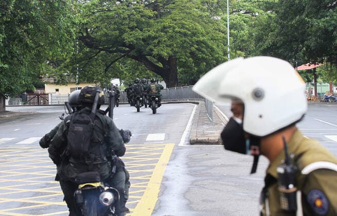 August 21, 2021, colombo, Sri Lanka: Army soldiers on motorbikes patrol along a deserted street during a nationwide 10-days lockdown imposed to curb the spread of Covid-19 coronavirus in Colombo, Sri Lanka on August 21, 2021. colombo Sri Lanka. - ZUMAd152 20210821_znp_d152_016 Copyright: xPradeepxDambaragex